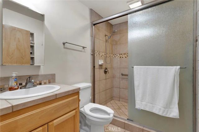 9037 5th Avenue, Hesperia, CA 92345