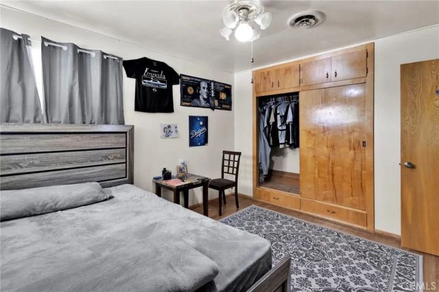 9037 5th Avenue, Hesperia, CA 92345