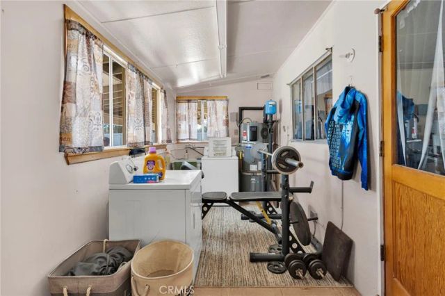 9037 5th Avenue, Hesperia, CA 92345