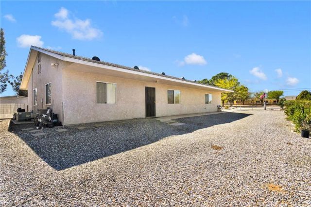 9037 5th Avenue, Hesperia, CA 92345