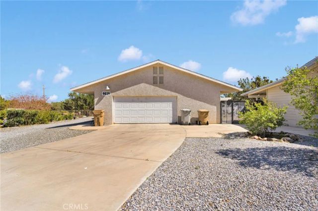 9037 5th Avenue, Hesperia, CA 92345