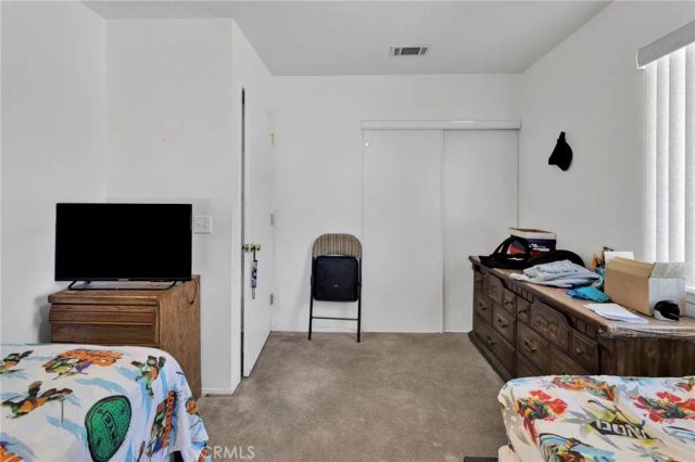 9037 5th Avenue, Hesperia, CA 92345