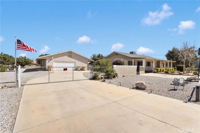 9037 5th Avenue, Hesperia, CA 92345