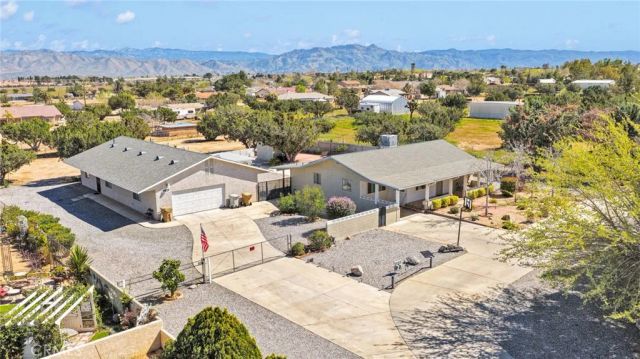 9037 5th Avenue, Hesperia, CA 92345