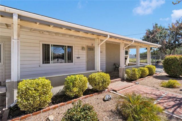 9037 5th Avenue, Hesperia, CA 92345