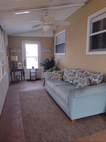 13827 S Indian River Drive 5, Jensen Beach, FL 34957