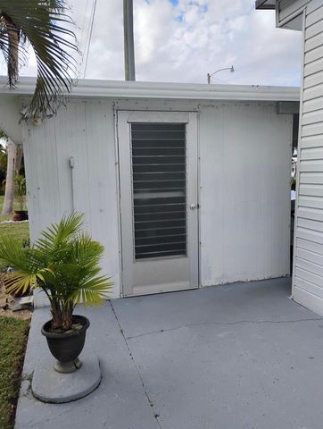 13827 S Indian River Drive 5, Jensen Beach, FL 34957