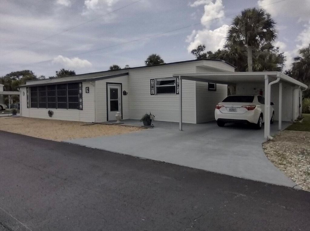 13827 S Indian River Drive 5, Jensen Beach, FL 34957