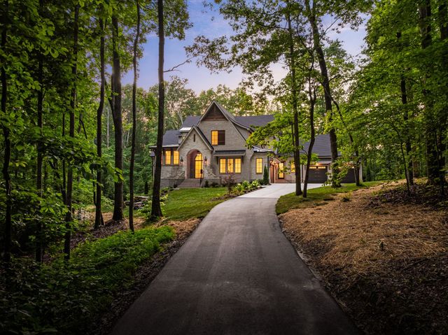 5662 Pinewood Rd, Franklin, TN 37064