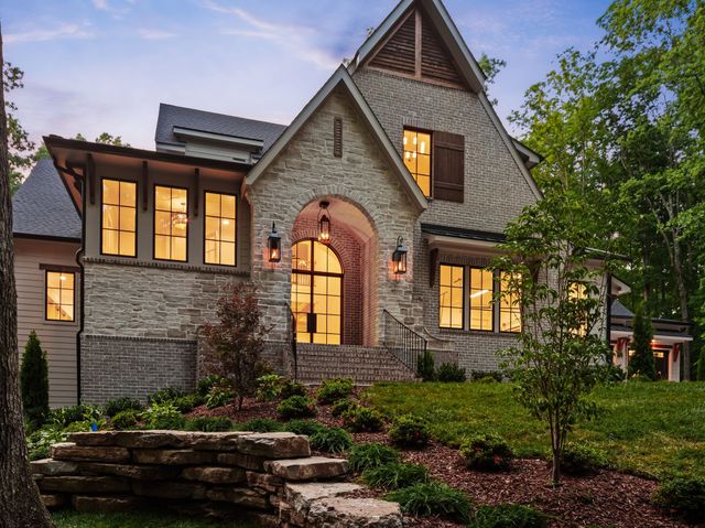 5662 Pinewood Rd, Franklin, TN 37064