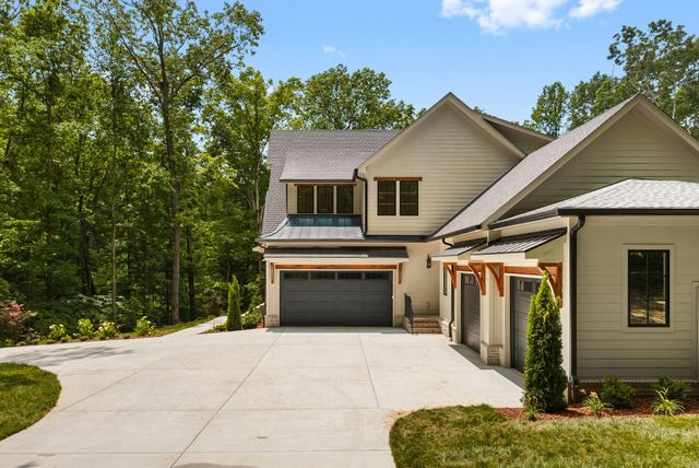 5662 Pinewood Rd, Franklin, TN 37064