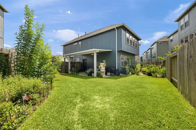 2002 Groveland Glen Drive, Houston, TX 77051