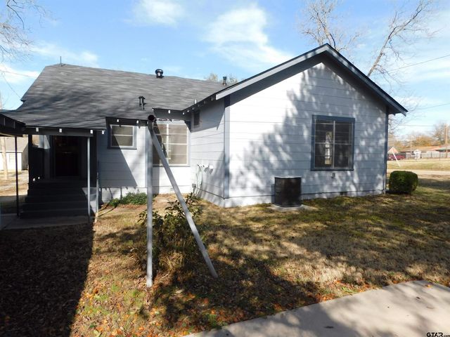 301 W McDONALD, Mineola, TX 75773