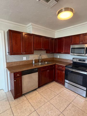 5572 SW 6th Court, Margate, FL 33068