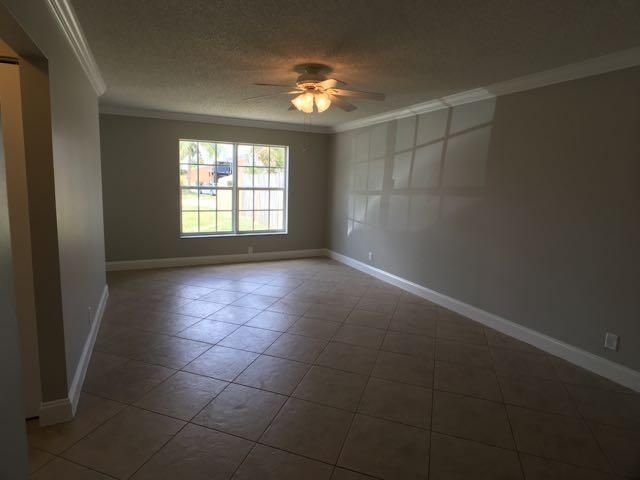 5791 S Rue Road, West Palm Beach, FL 33415