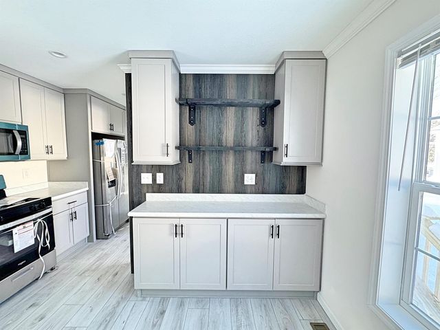 20 True Rd Unit 94, Meredith, NH 03253