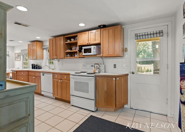 5170 South Shore Drive, Whitehall, MI 49461