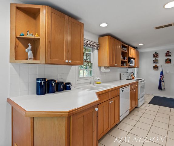 5170 South Shore Drive, Whitehall, MI 49461