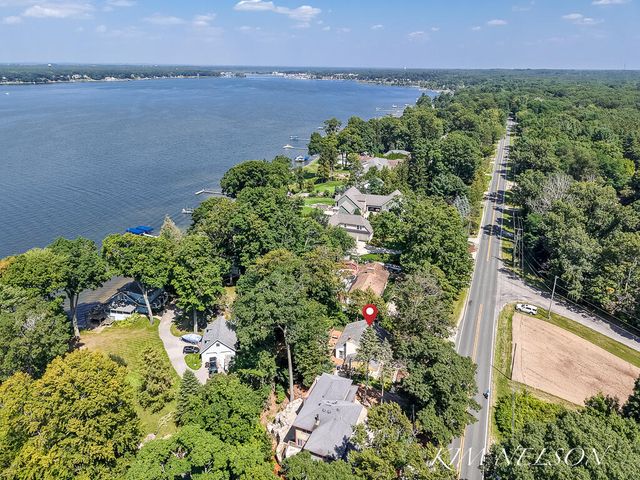 5170 South Shore Drive, Whitehall, MI 49461