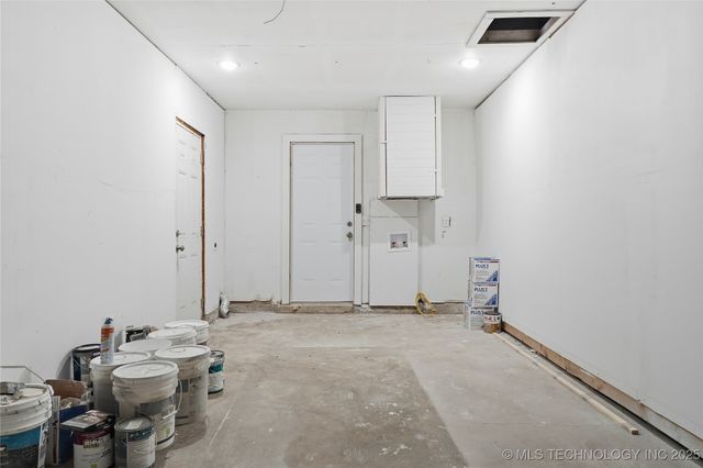 1605 S 125th East Avenue, Tulsa, OK 74128