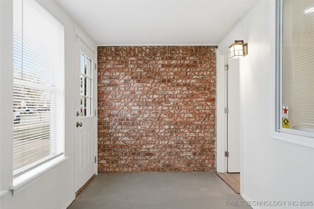 1605 S 125th East Avenue, Tulsa, OK 74128