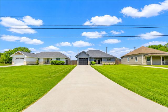 7610 Avenue G, Beasley, TX 77417