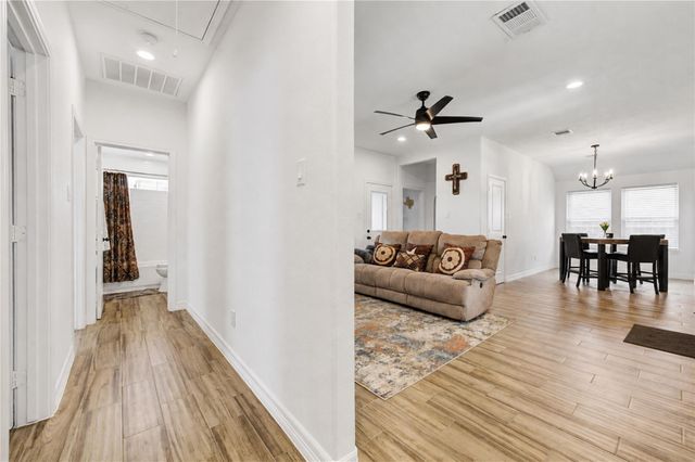 7610 Avenue G, Beasley, TX 77417