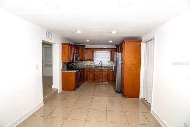 6506 SALINE STREET, Tampa, FL 33634