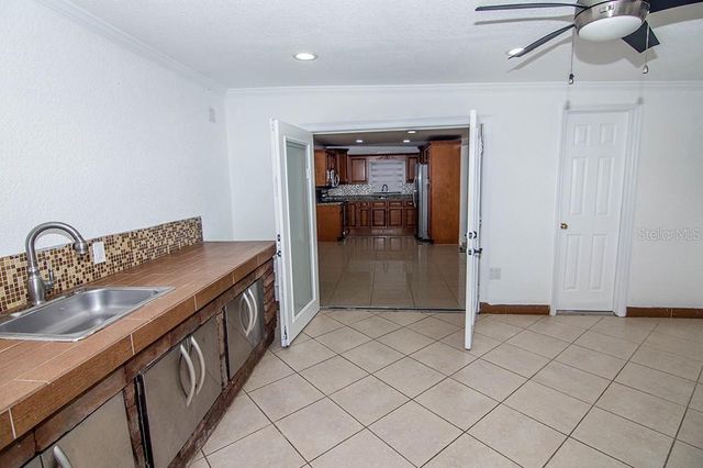 6506 SALINE STREET, Tampa, FL 33634