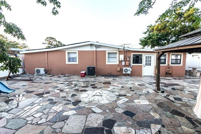 6506 SALINE STREET, Tampa, FL 33634