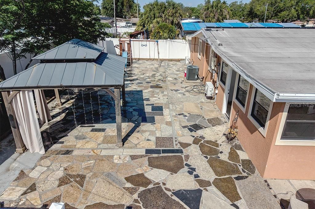 Image 6 of property listing at 6506 SALINE STREET, Tampa, FL 33634