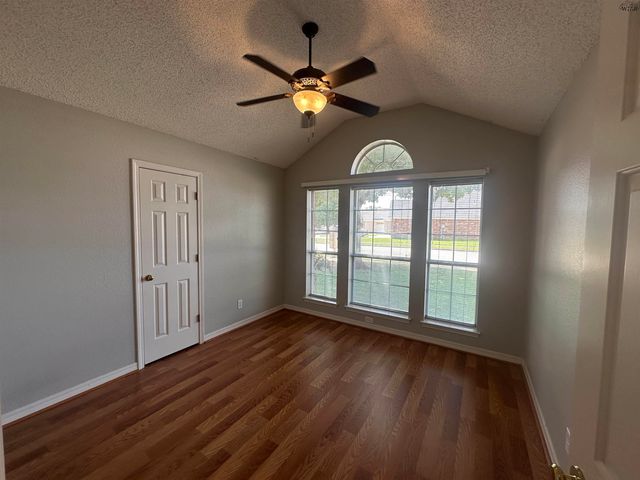 4808 BELAIR BOULEVARD, Wichita Falls, TX 76310