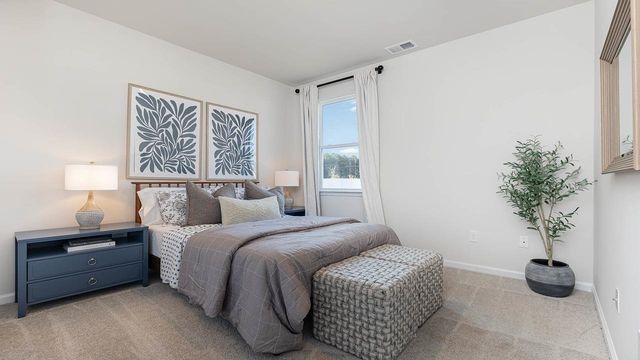 4064 Robin Song Way, Loris, SC 29569