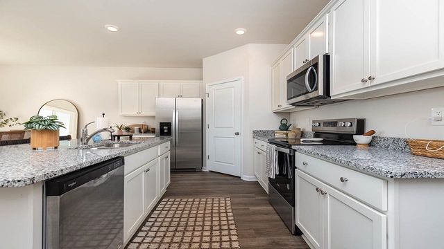 4064 Robin Song Way, Loris, SC 29569