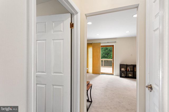 13 CHIMNEY LN, Cherry Hill, NJ 08003