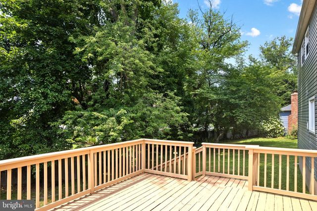 13 CHIMNEY LN, Cherry Hill, NJ 08003