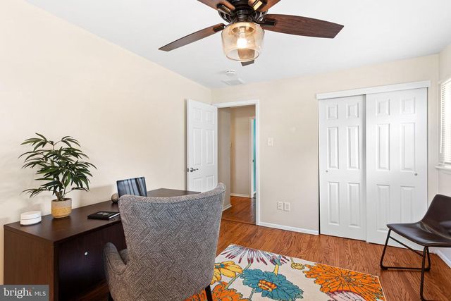 13 CHIMNEY LN, Cherry Hill, NJ 08003