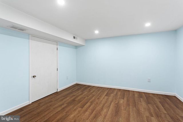 13 CHIMNEY LN, Cherry Hill, NJ 08003
