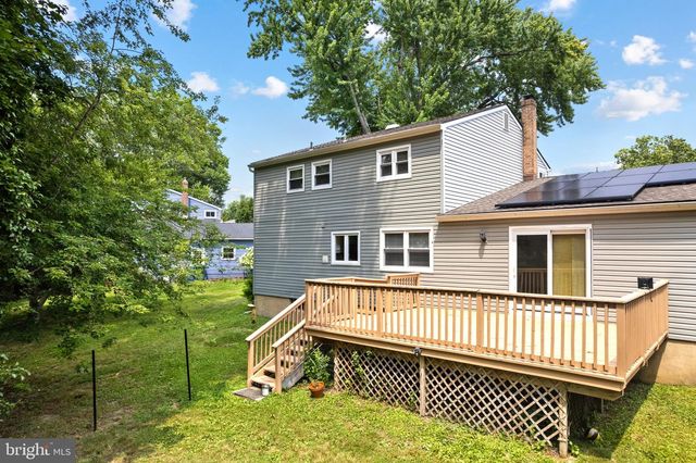 13 CHIMNEY LN, Cherry Hill, NJ 08003