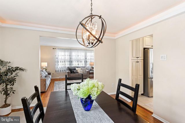 13 CHIMNEY LN, Cherry Hill, NJ 08003