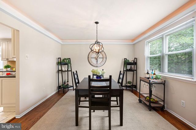 13 CHIMNEY LN, Cherry Hill, NJ 08003