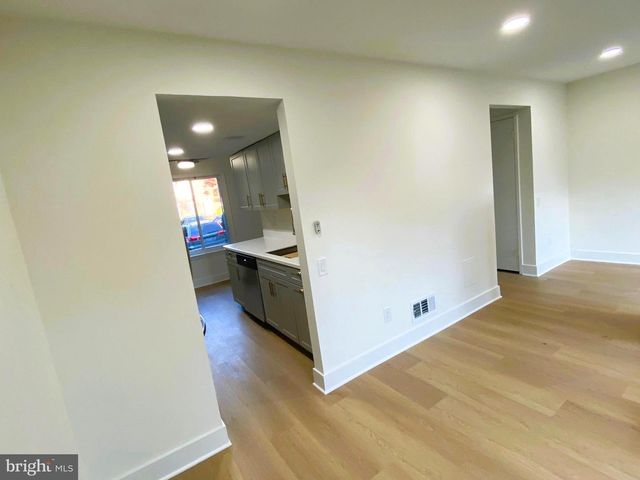 9650 MARSTON LN, Gaithersburg, MD 20886