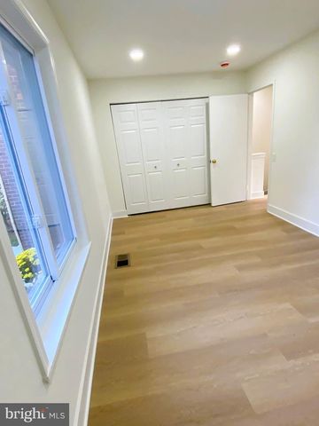 9650 MARSTON LN, Gaithersburg, MD 20886