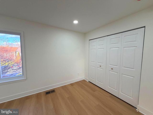 9650 MARSTON LN, Gaithersburg, MD 20886