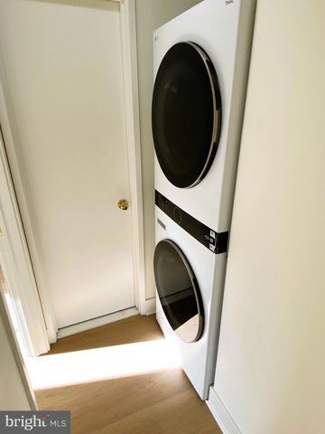 9650 MARSTON LN, Gaithersburg, MD 20886