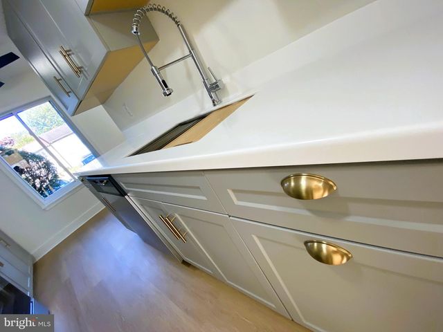 9650 MARSTON LN, Gaithersburg, MD 20886