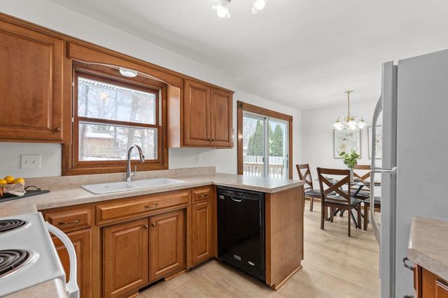 1650 BIEMERET STREET, Green Bay, WI 54304