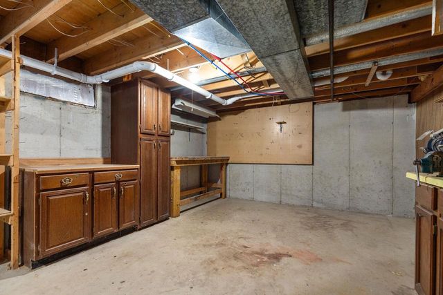 1650 BIEMERET STREET, Green Bay, WI 54304