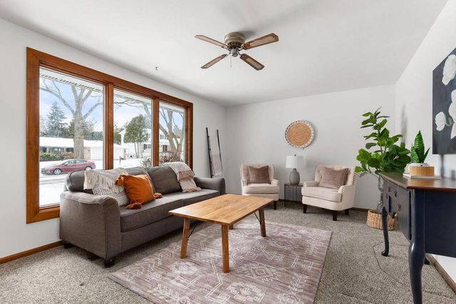 1650 BIEMERET STREET, Green Bay, WI 54304