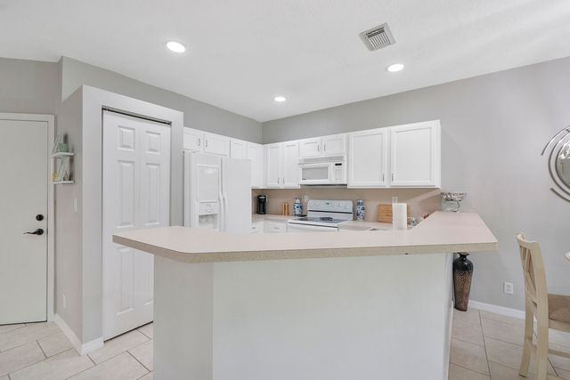13804 Creston Place, Wellington, FL 33414